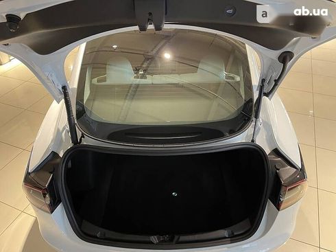 Tesla Model 3 2022 - фото 11