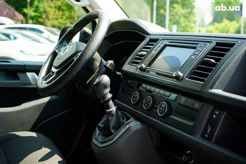Volkswagen Caravelle 2016 - фото 19