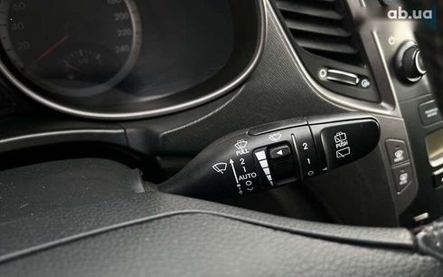 Hyundai Santa Fe 2015 - фото 16