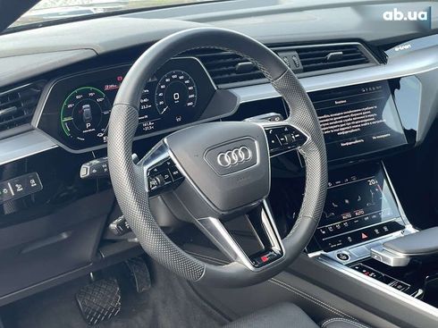 Audi E-Tron 2021 - фото 24