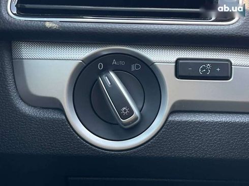 Volkswagen Passat 2016 - фото 30