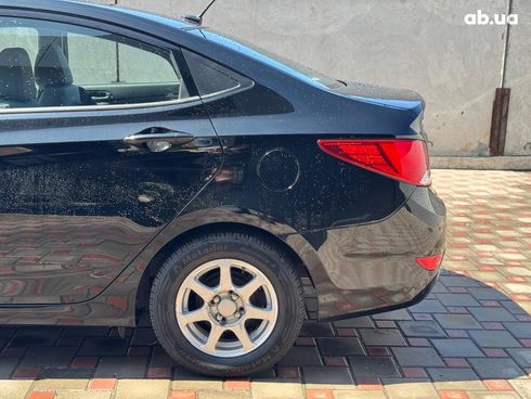 Hyundai Accent 2017 черный - фото 9