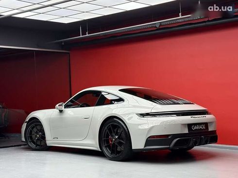 Porsche 911 2025 - фото 27