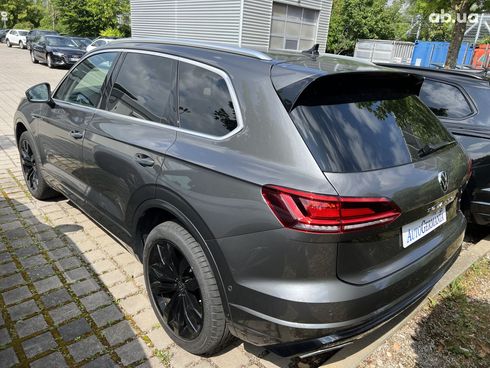 Volkswagen Touareg 2023 - фото 23