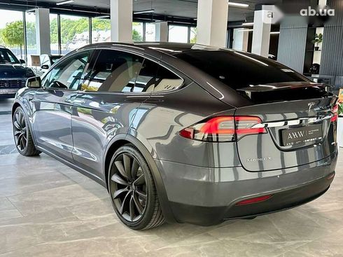 Tesla Model X 2018 - фото 12