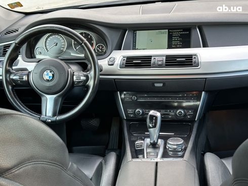 BMW 5 серия 2013 черный - фото 16