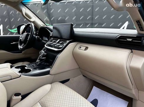 Toyota Land Cruiser 2021 - фото 26