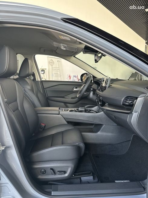 Nissan X-Trail 2025 серый - фото 11