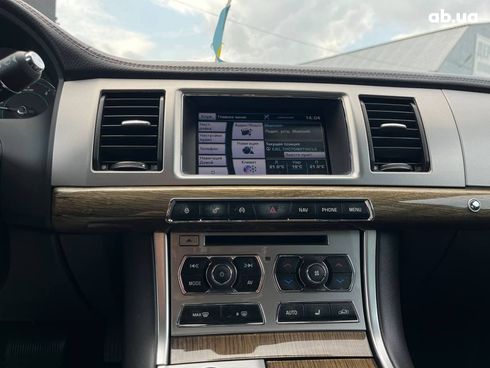 Jaguar XF 2015 серый - фото 27