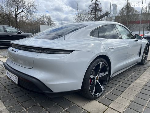 Porsche Taycan 2021 - фото 12