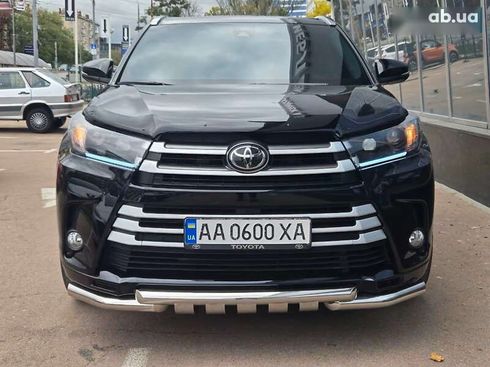 Toyota Highlander 2017 - фото 2