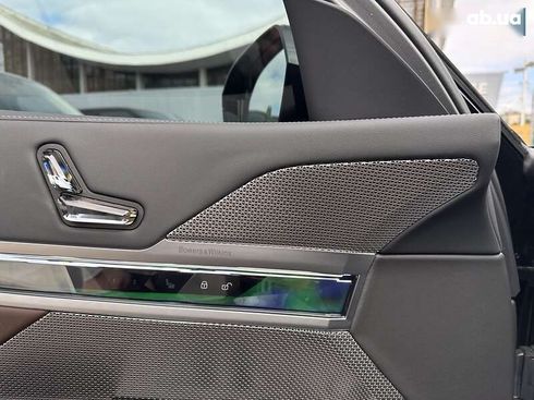 BMW 7 серия 2023 - фото 18