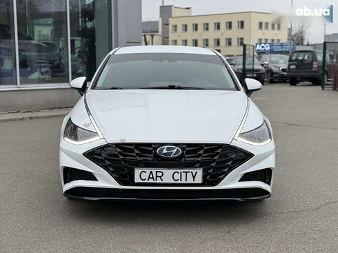 Hyundai Sonata 2019 - фото 2