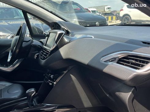 Peugeot 2008 2018 серый - фото 38