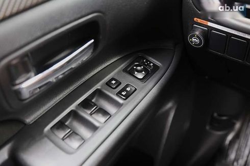 Mitsubishi Outlander 2012 - фото 22
