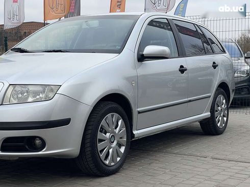 Skoda Fabia 2006 - фото 11