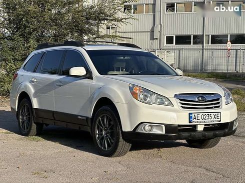 Subaru Outback 2011 - фото 5