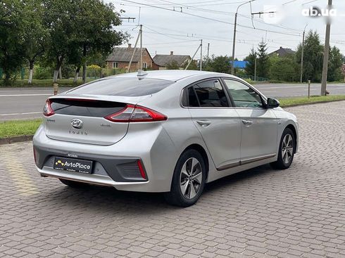 Hyundai Ioniq 2017 - фото 18