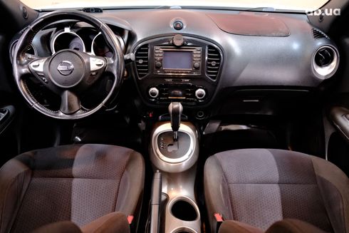 Nissan Juke 2011 белый - фото 7