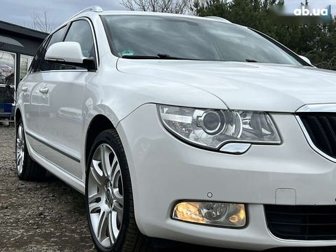 Skoda Superb 2012 - фото 10