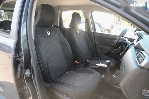 Renault Duster 2023 - фото 10