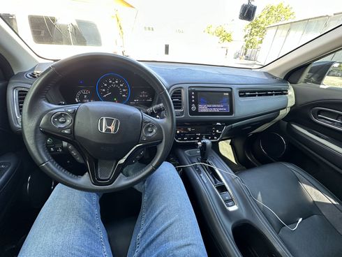 Honda HR-V 2019 серый - фото 8