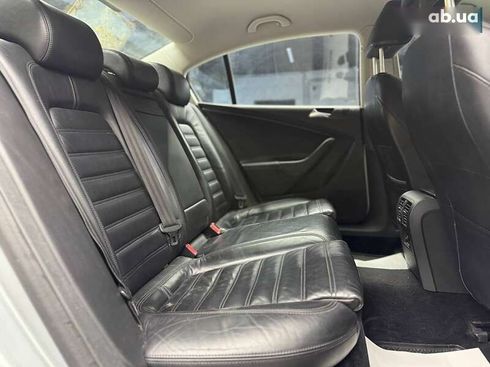 Volkswagen Passat 2010 - фото 17