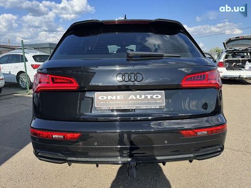 Audi Q5 2018 - фото 6