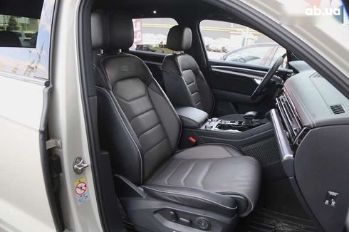 Volkswagen Touareg 2023 - фото 11