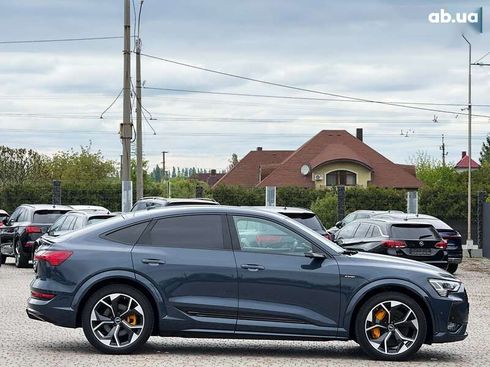 Audi Q4 Sportback e-tron 2021 - фото 3