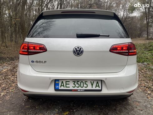 Volkswagen e-Golf 2014 белый - фото 2