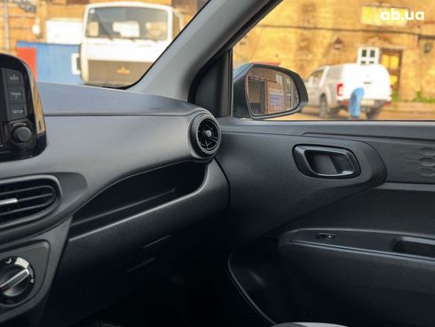 Hyundai i10 2024 зеленый - фото 30