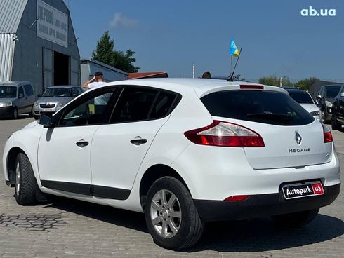 Renault Megane 2013 белый - фото 9