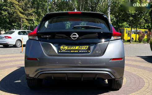 Nissan Leaf 2023 - фото 6