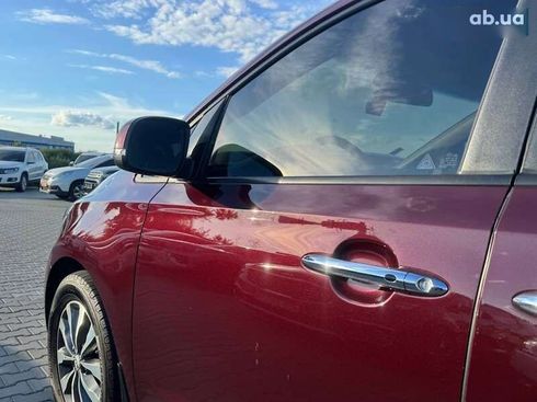Kia Carnival 2016 - фото 4