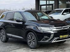 Продаж вживаних Mitsubishi Outlander 2020 року в Чернівцях - купити на Автобазарі