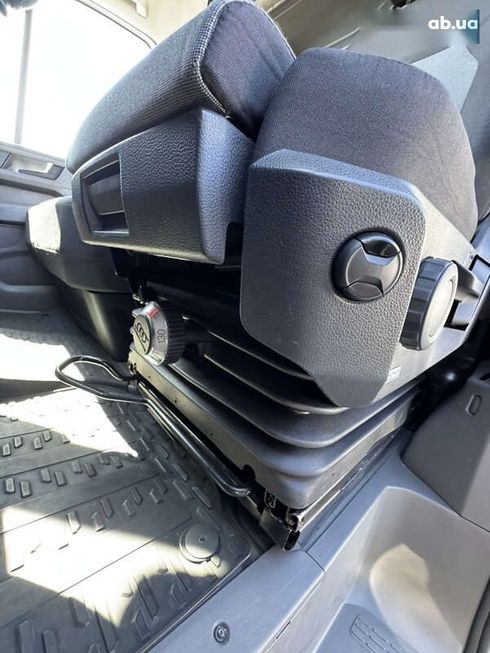 Volkswagen Crafter 2019 - фото 16