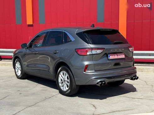 Ford Kuga 2021 - фото 13