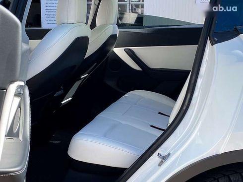 Tesla Model Y 2021 - фото 15