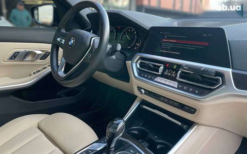 BMW 3 серия 2020 - фото 12