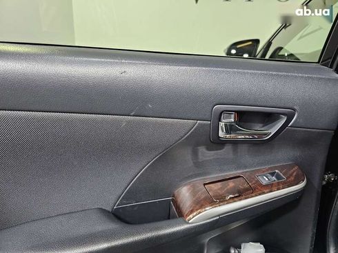 Toyota Camry 2015 - фото 15