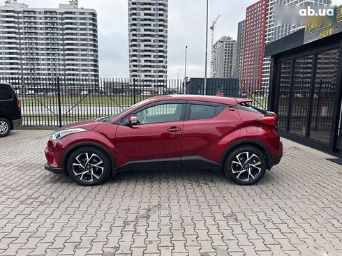 Toyota C-HR 2019 - фото 4