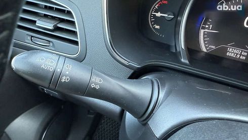 Renault Megane 2017 - фото 29