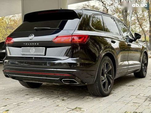 Volkswagen Touareg 2022 - фото 15
