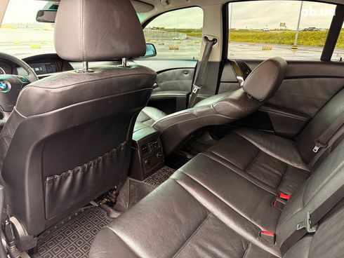 BMW 5 серия 2005 серый - фото 26