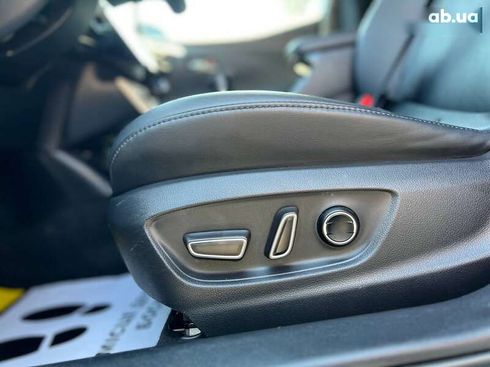 Toyota Prius 2018 - фото 13