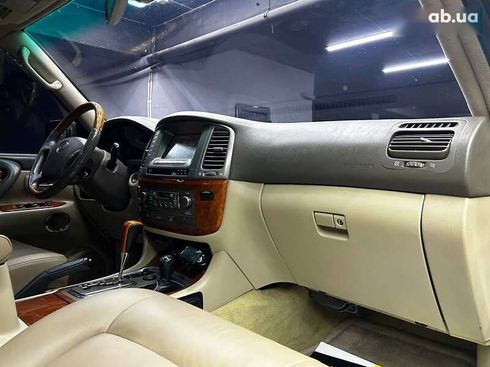 Lexus LX 2007 - фото 12