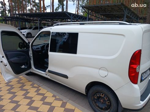 Fiat Doblo 2013 белый - фото 6