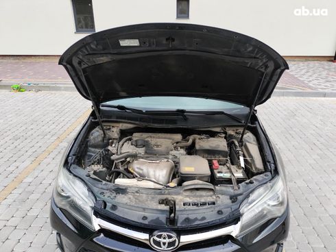 Toyota Camry 2015 синий - фото 9