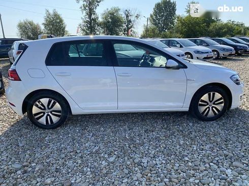 Volkswagen e-Golf 2020 - фото 10